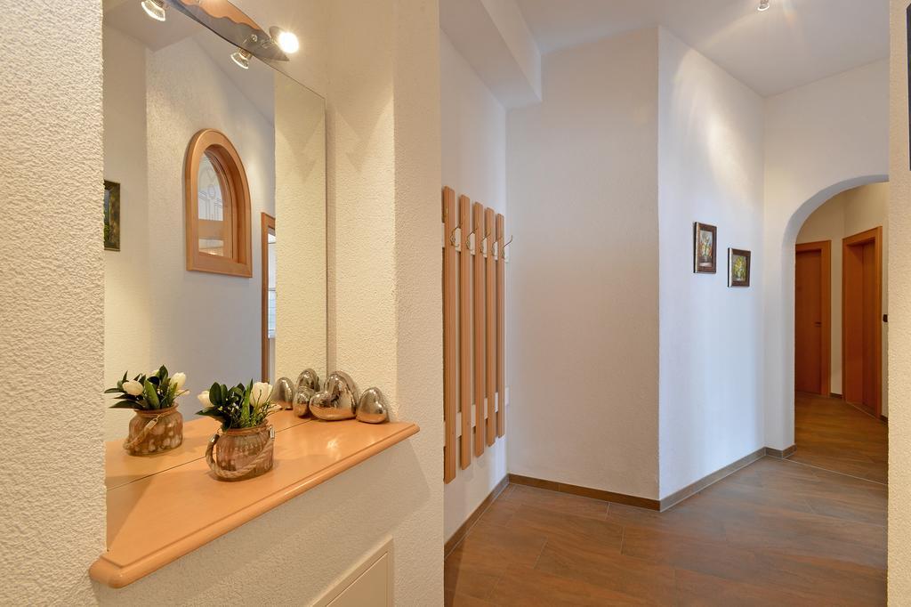 Appartementhaus Kostenzer Фюген Номер фото