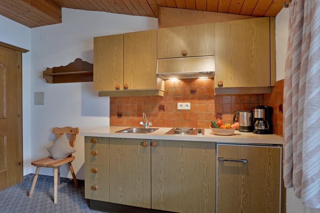 Appartementhaus Kostenzer Фюген Номер фото